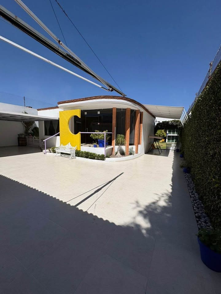 Bonita casa en Ojo de Agua, linda fachada